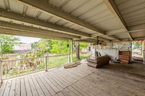 3320 Tex Blvd, Fort Worth TX  76116-4228 exterior