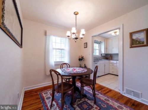 6 Dorann Ave, Princeton NJ  08540-3906 exterior