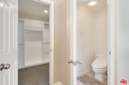 4971 Corso Cir, Cypress CA 90630-3564 exterior