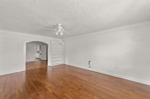 3781 4th St, Fort Worth TX  76107-2055 exterior