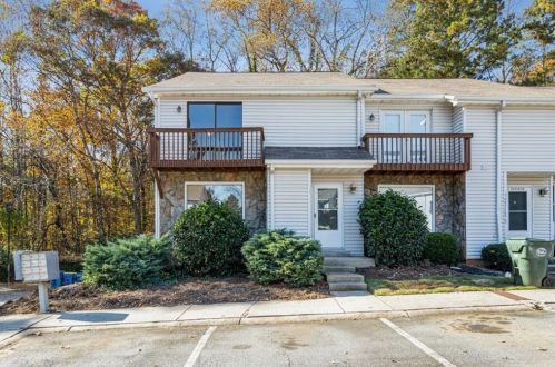 1 Duffers Ct, Kennesaw, GA 30144-1964