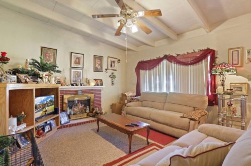 1501 School St, Lodi, CA 95240-6242