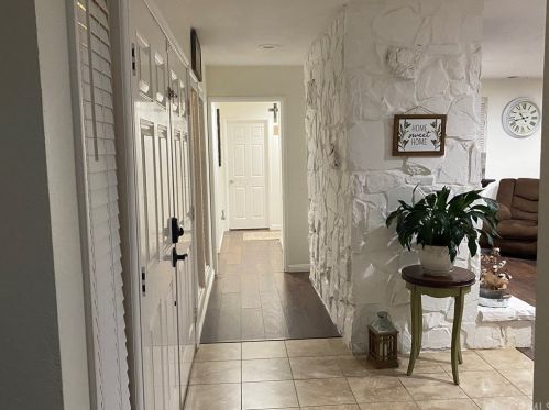 5896 Avenue Juan Bautista, Riverside CA  92509-6409 exterior