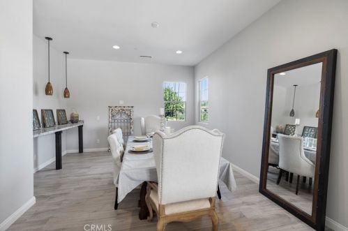 7756 Kingdom Dr, Riverside CA  92506 exterior