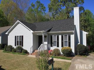 1517 Long Cove Ct, Raleigh, NC 27604-5879