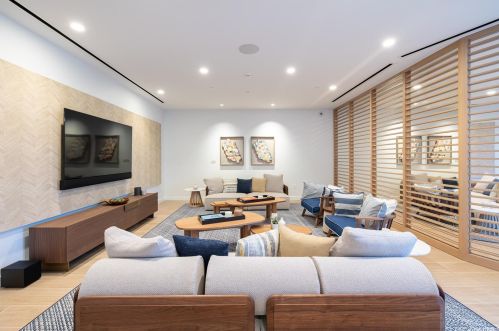 987 Queen St, Honolulu HI 96814-4118 exterior