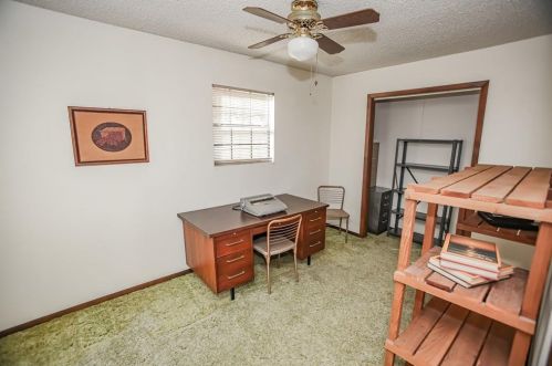 1500 Shanks Rd, Angleton TX 77515-9188 exterior