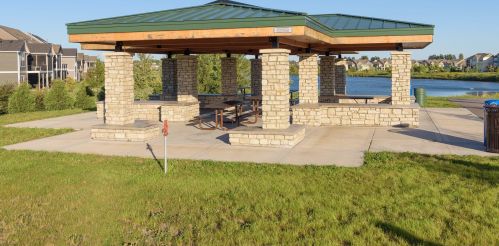 15918 Cobblestone Lake Pkwy, Saint Paul MN  55124-7851 exterior