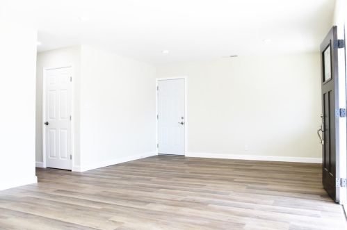 238 Esther Ct, Hayward, CA 94544-5438