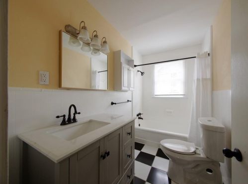 944 Burns Dr, Atlanta GA  30310-4632 exterior