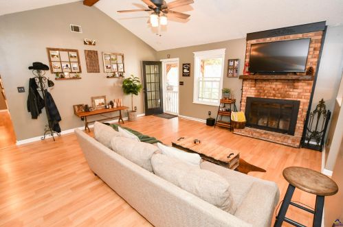 207 Buckskin Dr, Warner Robins, GA 31088-7707