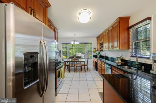 13713 Lockdale Rd, Silver Spring MD 20906-2117 exterior