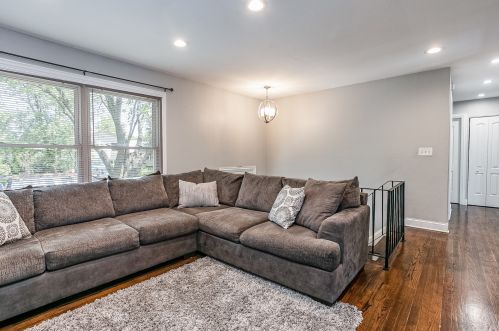 831 Tamms Ln, Lemont IL  60440-1621 exterior