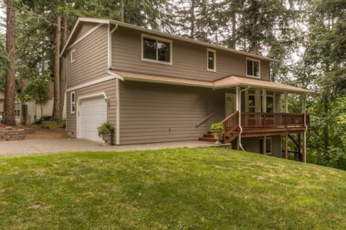 17621 Clear Lake Blvd, Yelm, WA 98597-9008