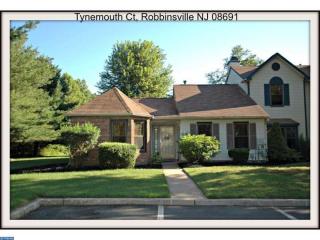 76 Tynemouth Ct, Trenton, NJ 08691-3115