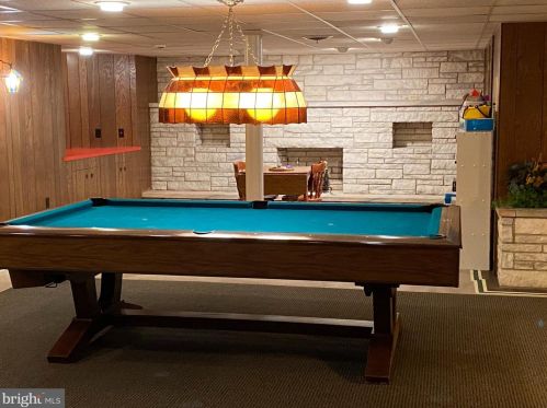 1407 Mahantongo St, Primrose PA 17901-3307 exterior