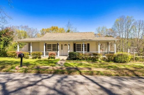 214 Sims St, Palmetto, GA 30268-1129