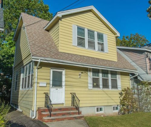 15 Tunbridge Pl, Bloomfield, NJ 07003-5933