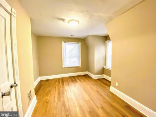 619 Chelten Ave, Philadelphia PA 19126-3825 exterior