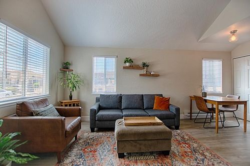 117 Elm St, Watsonville, CA 95076-5022