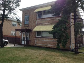 8754 Wisner St, Niles IL  60714-1949 exterior