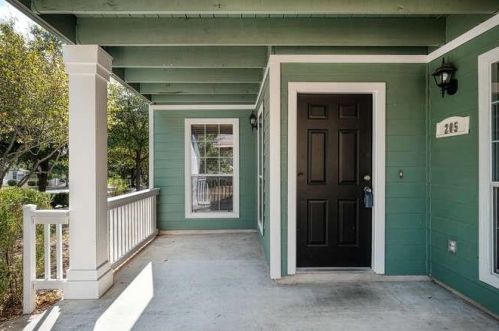 205 Polk, Uhland TX  78640-5884 exterior