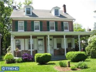 64 Riverbank Ave, Beverly, NJ 08010-1310