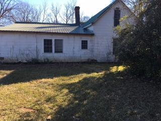 2017 Parker Bowie Rd, Iva, SC 29655-8591