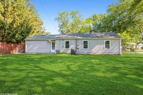 3013 Coral Dr, Hobart IN  46342-3521 exterior