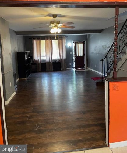 2524 61 St, Philadelphia PA 19142-3402 exterior