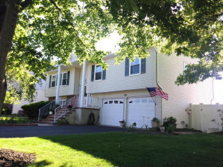 93 Bristlecone Dr, Wall Township, NJ 07731-2825