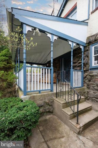 473 Harvey St, Philadelphia, PA 19144-3818