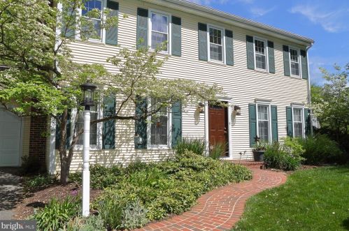 107 Ridings Way, Lancaster, PA 17601-1707