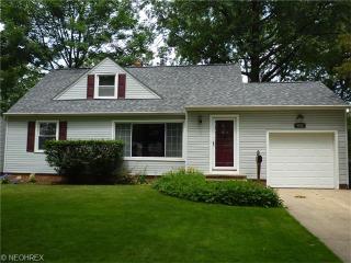 5531 Dorset Rd, Cleveland OH  44124-1418 exterior