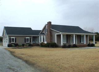 764 Hampton St, Olanta, SC 29114-9409