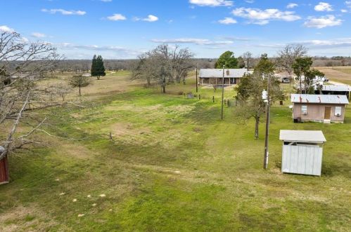 183 Blisard Rd, Webberville TX 78621-5018 exterior