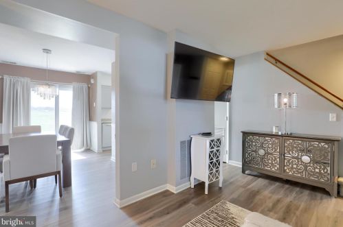 72 Lexton Dr, York PA 17404-9438 exterior