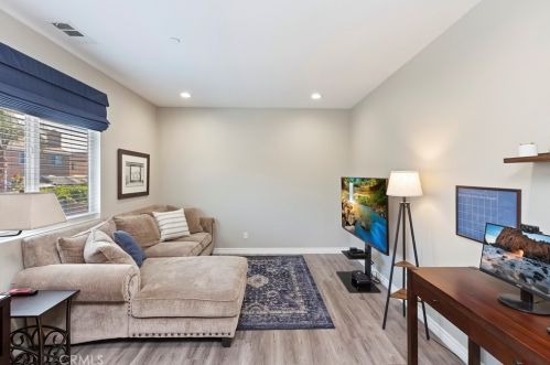 9564 Chandelle Way, Riverside CA  92508-6810 exterior