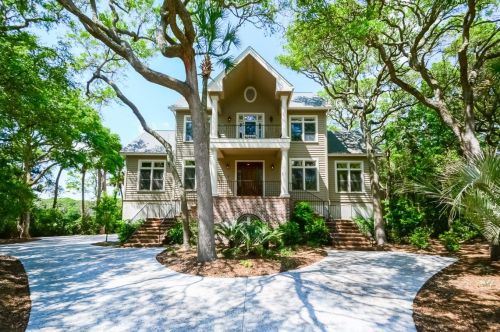 2 Nicklaus Ln, Johns Island, SC 29455-5798