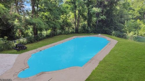 255 Lake Wallkill Rd, Wantage, NJ 07461-4608
