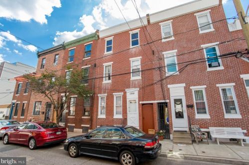 1330 Eyre St, Philadelphia, PA 19125-3304