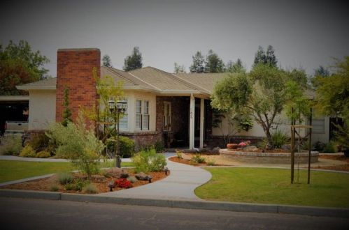 1147 El Paseo St, Turlock CA  95380-3533 exterior