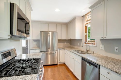 5142 Eastwood Rd, Saint Paul MN  55112-4804 exterior