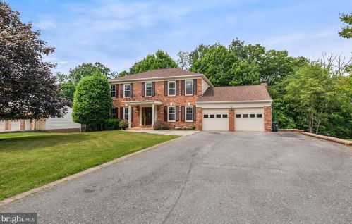 3016 Brownstone Ct, Burtonsville, MD 20866-1846