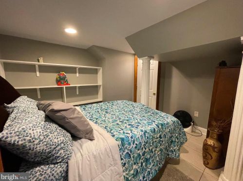 2053 Mayflower Dr, Silver Spring MD 20905-5564 exterior