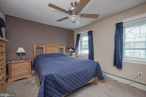 5724 Jackson St, Philadelphia PA  19148-2930 exterior