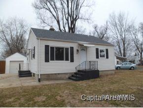 34 Bonnie Ct, Springfield, IL 62704-4733