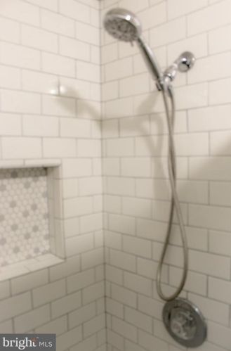 15034 Shamrock Ridge Rd, Silver Spring MD 20906-6107 exterior