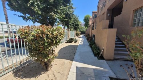 166 Long Beach Blvd, Compton, CA 90221-2833