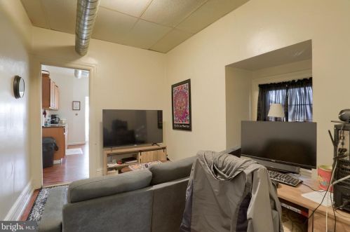 702 King St, York PA 17401-3627 exterior